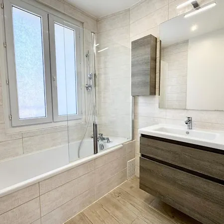 T3 Lumineux En Plein Coeur De -tout A Pied Apartment *